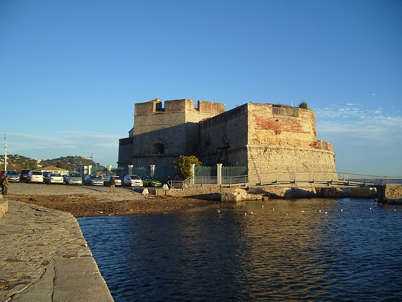 Vous cherchez une entreprise de débarras fiable et professionnelle à Toulon ?